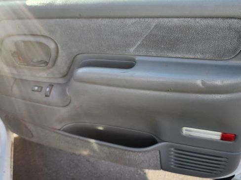 Used 1997 Chevrolet Silverado 2500 2WD Regular Cab w/ Preferred Equipment Group 2 image 14