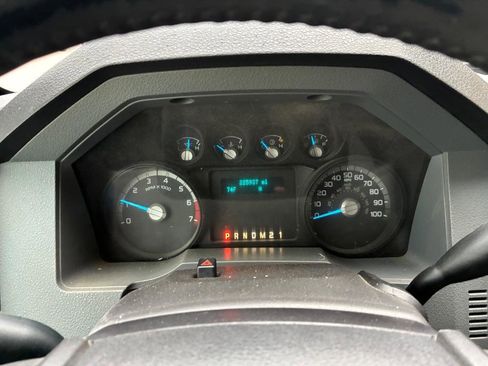 Used 2011 Ford F250 XLT w/ XLT Appearance Pkg AWD/4WD image 13