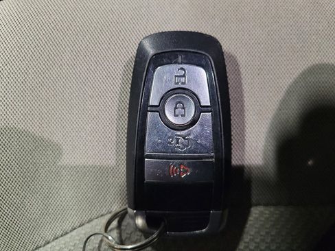 Used 2018 Ford Fusion S image 32