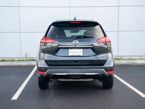 Used 2019 Nissan Rogue SV image 7