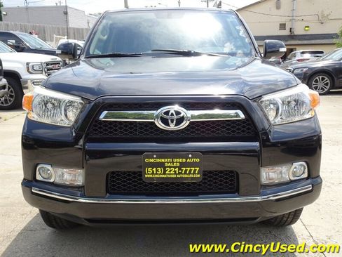 Used 2013 Toyota 4Runner SR5 w/ Convenience Pkg AWD/4WD image 2