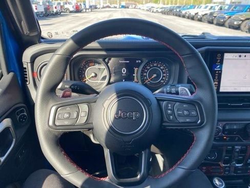 Used 2024 Jeep Wrangler Unlimited Rubicon 392 AWD/4WD image 31