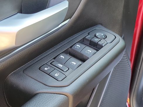 Used 2025 RAM 1500 Big Horn RWD image 12