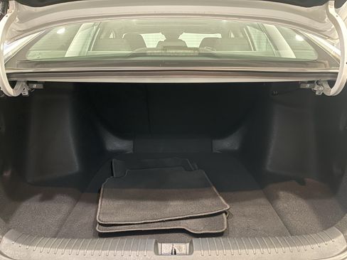 Used 2023 Honda Accord EX image 27
