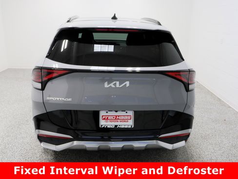 Used 2023 Kia Sportage SX image 8