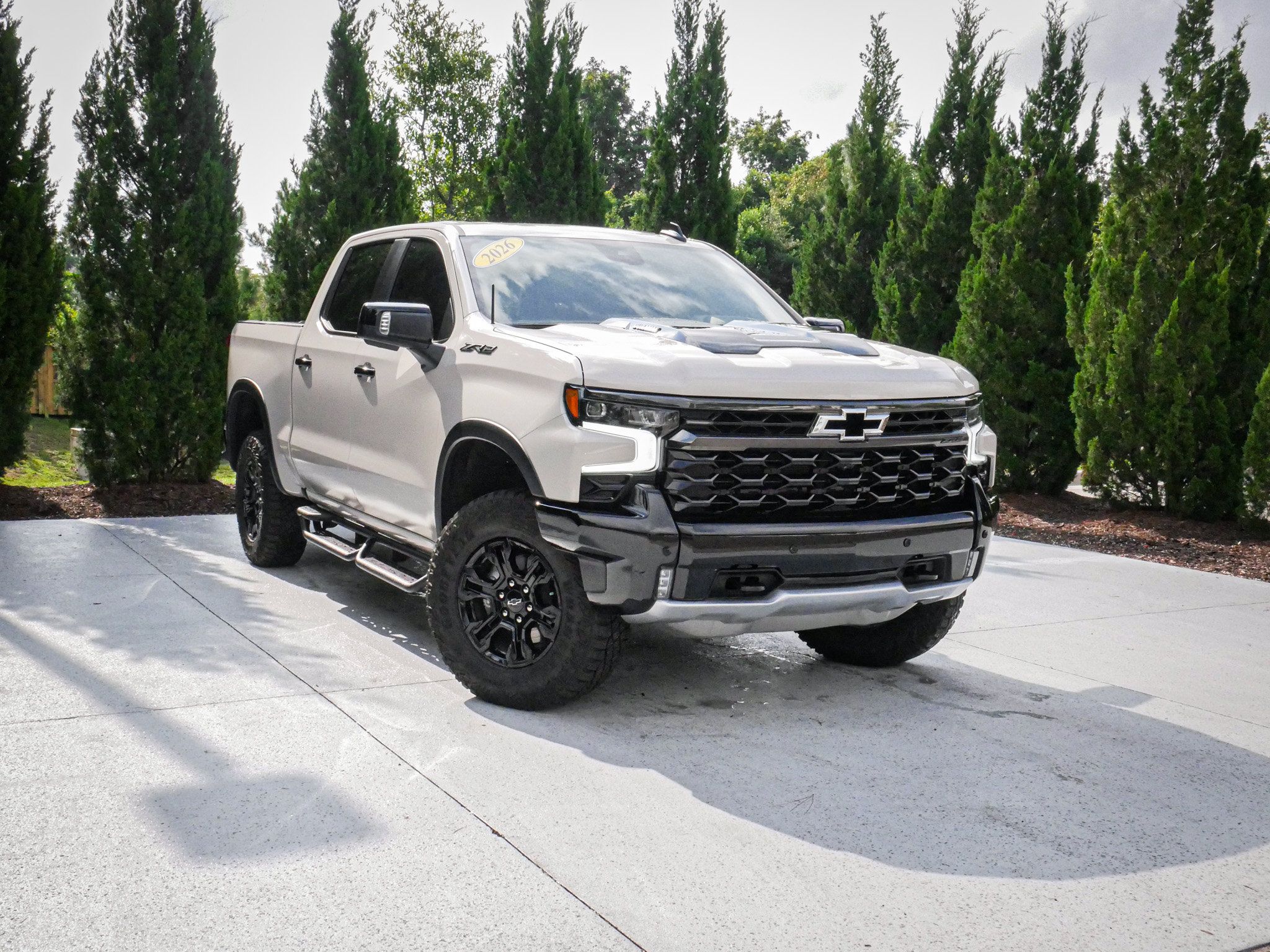 Used 2026 Chevrolet Silverado 1500 ZR2 w/ Dark Appearance Package AWD/4WD image 2