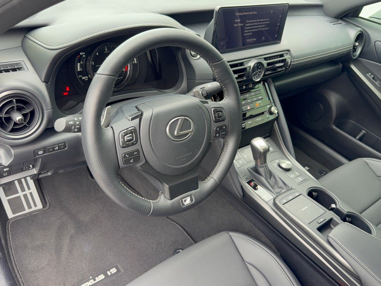 Used 2025 Lexus IS 350 F Sport w/ Navigation Package RWD image 4
