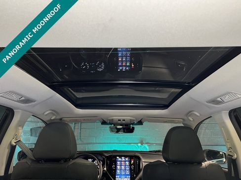 Used 2023 Subaru Ascent Onyx Edition image 5