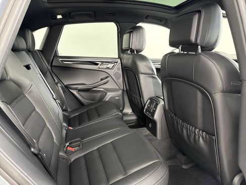 Certified 2024 Porsche Macan Turbo AWD/4WD image 24