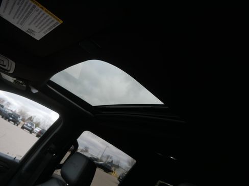 Used 2022 GMC Sierra 1500 AT4 w/ AT4 Premium Package image 20