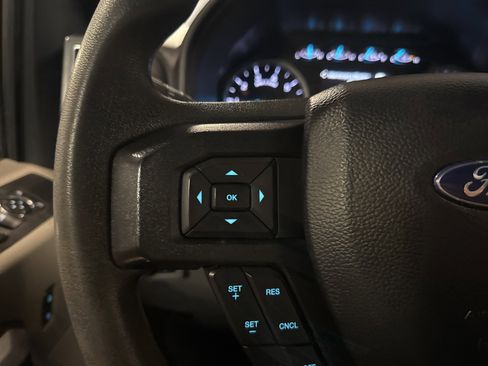 Used 2021 Ford F250 XLT image 40