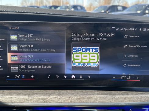 Used 2024 BMW i7 xDrive60 image 24