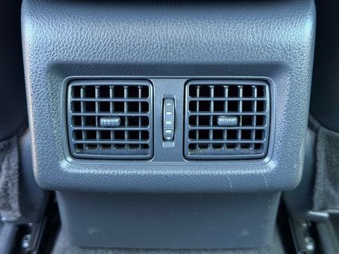 Used 2023 Toyota Camry XSE FWD image 15