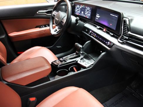 Used 2023 Kia Sportage SX image 24