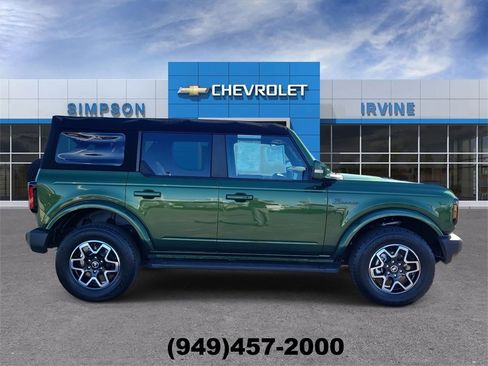 Used 2023 Ford Bronco Outer Banks image 9