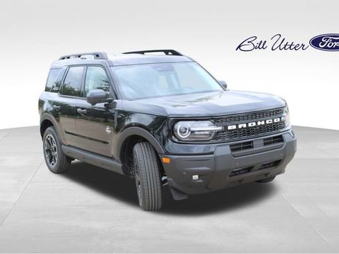 New 2026 Ford Bronco Sport Outer Banks w/ Outer Banks Tech Package+ AWD/4WD image 2
