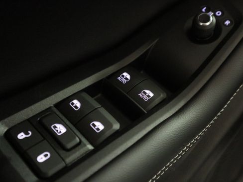 New 2026 Jeep Grand Cherokee Laredo AWD/4WD image 33