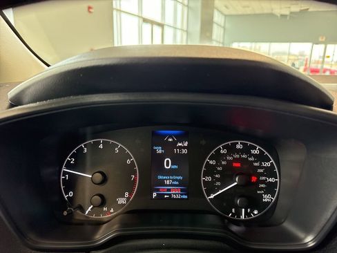 Used 2023 Toyota Corolla LE image 22
