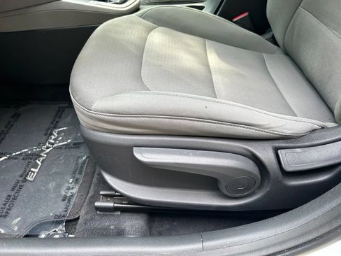 Used 2017 Hyundai Elantra ECO FWD image 17