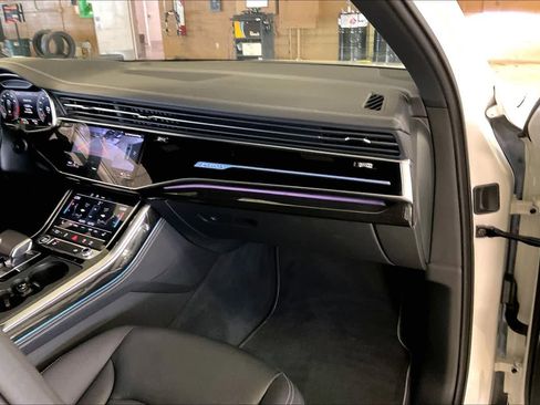 Used 2025 Audi Q7 3.0T Premium Plus image 17