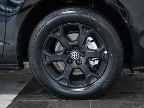 New 2026 Toyota Sienna XLE Woodland Edition image 17