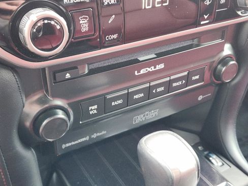 Used 2022 Lexus GX 460 Luxury w/ Off Road Package image 14