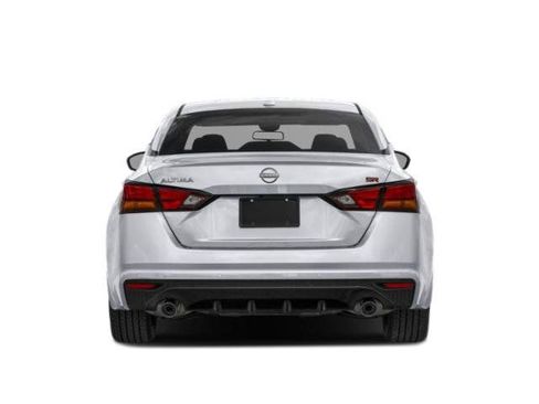 Used 2025 Nissan Altima 2.5 SR FWD image 8