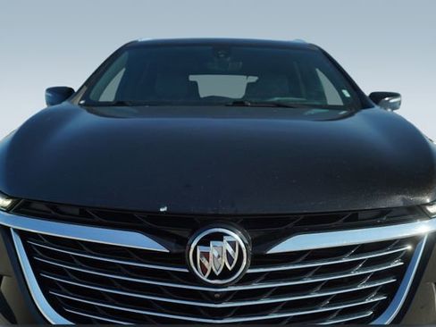 Used 2024 Buick Enclave Premium image 40