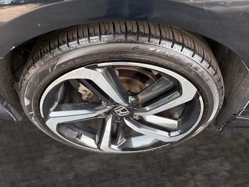 Used 2018 Honda Accord Sport image 38