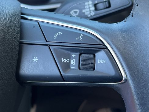 Used 2020 Audi Q3 2.0T Premium Plus image 22