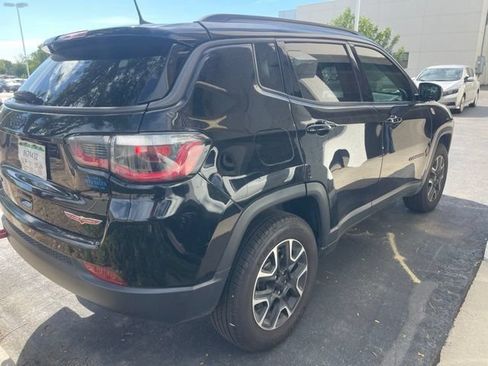 Used 2020 Jeep Compass Trailhawk w/ Leather Interior Group AWD/4WD image 2