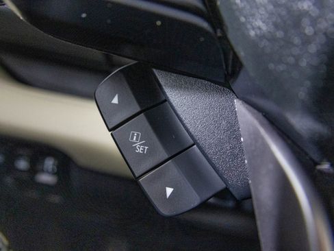 Used 2021 Subaru Ascent Limited w/ Technology Package image 34