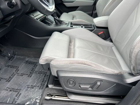 Used 2021 Audi Q3 2.0T Premium Plus AWD/4WD image 15