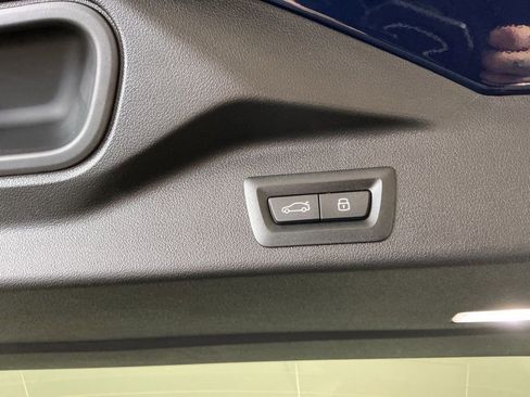 New 2026 BMW X5 xDrive40i w/ M Sport Package image 30