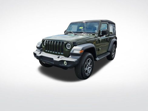 Used 2023 Jeep Wrangler Sport S image 3