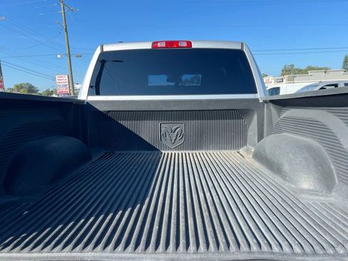 Used 2015 RAM 1500 Express image 19