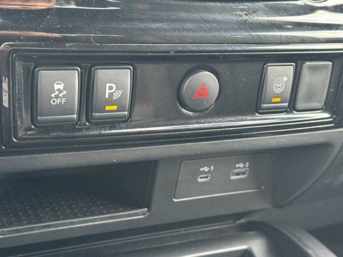 Certified 2024 Nissan Titan PRO-4X w/ Off Road Protection Package image 31