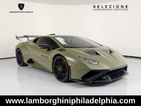 Used 2023 Lamborghini Huracan STO RWD image 7
