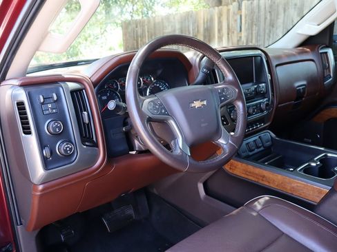Used 2016 Chevrolet Silverado 2500 High Country w/ Duramax Plus Package AWD/4WD image 15