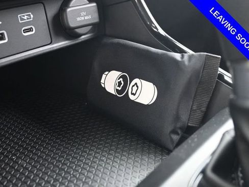 Used 2025 Honda CR-V EX image 14