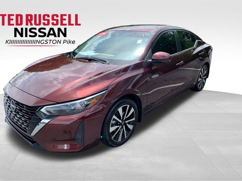 Used 2025 Nissan Sentra SV w/ SV Premium Package FWD image 1