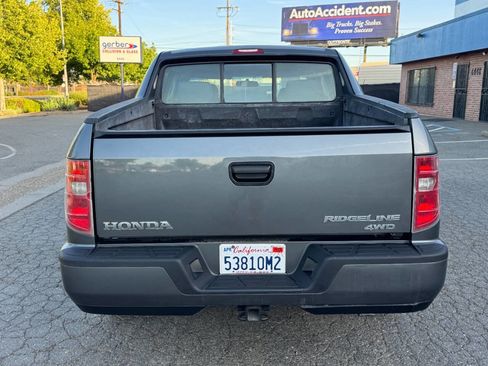 Used 2010 Honda Ridgeline RT image 6