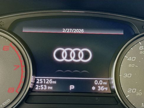 Used 2023 Audi SQ5 Premium w/ Convenience Package image 16