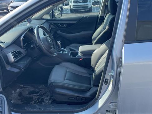 Used 2024 Subaru Outback Onyx Edition AWD/4WD image 11
