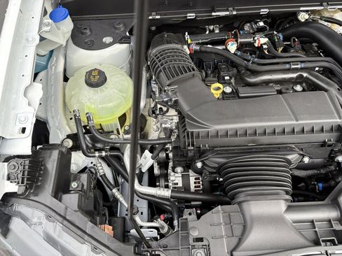 New 2026 Ford Maverick Tremor image 40