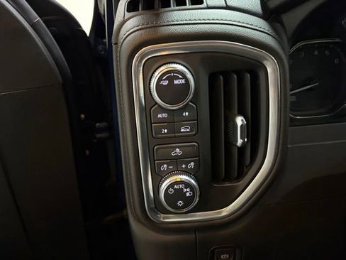 Used 2020 GMC Sierra 1500 SLE w/ SLE Value Package AWD/4WD image 25