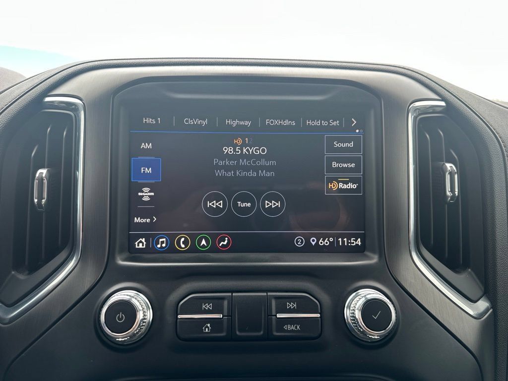 Certified 2020 GMC Sierra 2500 AT4 w/ AT4 Premium Package AWD/4WD image 3