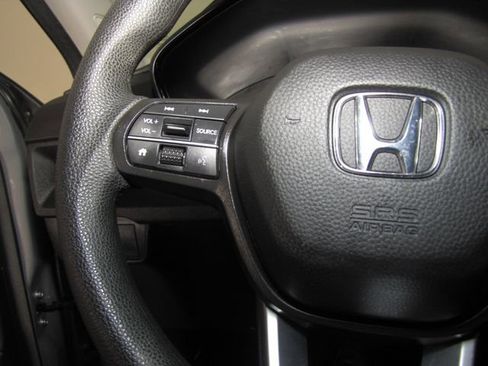 Certified 2025 Honda CR-V EX image 5