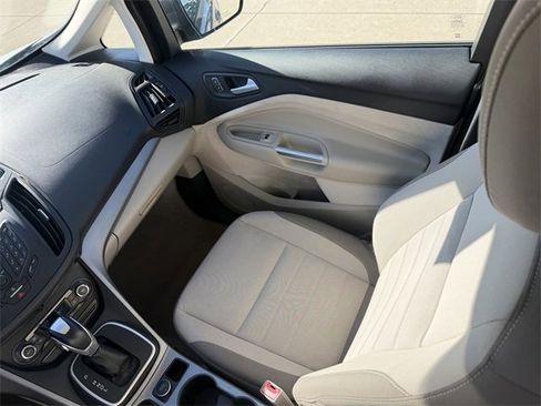 Used 2014 Ford C-MAX SE image 17
