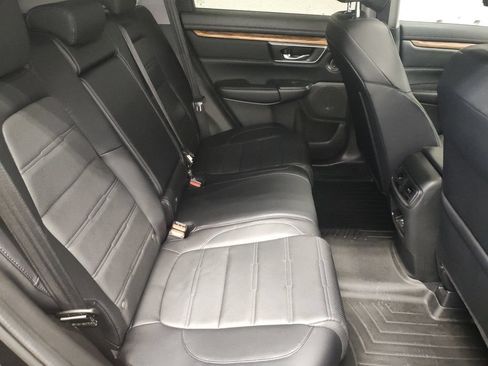 Used 2018 Honda CR-V Touring image 10